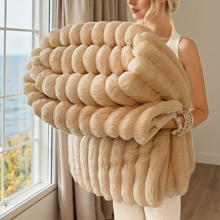 Ultra-Soft Faux Rabbit Fur Throw Blanket – Machine Washable, All-Season Decorative Throw - Image 8