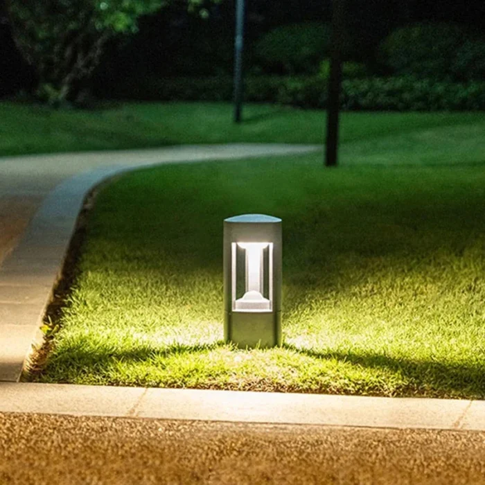 Outdoor LED Bollard Landscape Light – Black Garden Pathway & Lawn Lamp for Patio & Driveway - Image 3