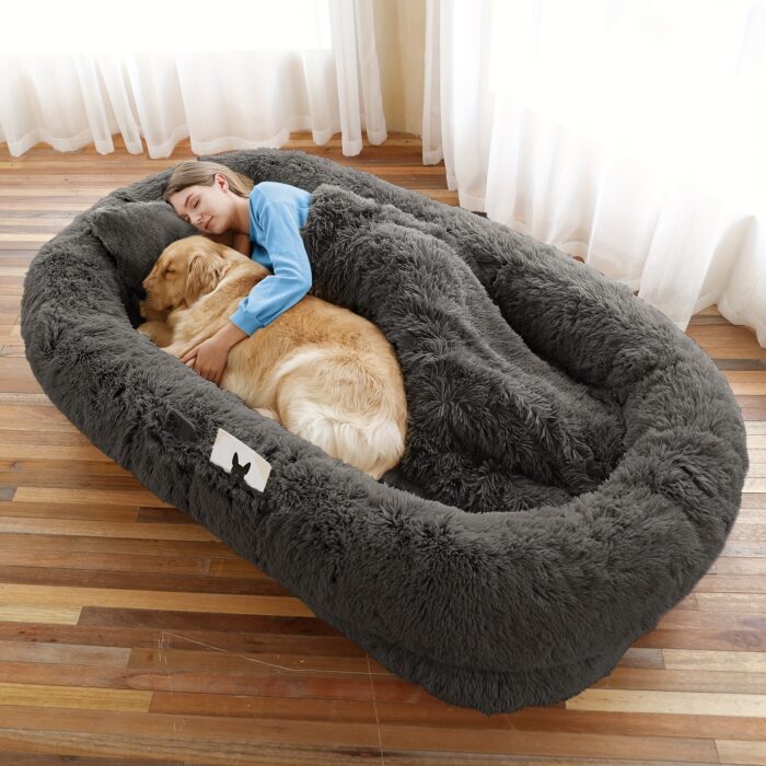 Orthopedic Faux Fur Dog Bed – 71"x45" Oval Washable Pet Sofa with Pillow & Blanket (Grey) - Image 8