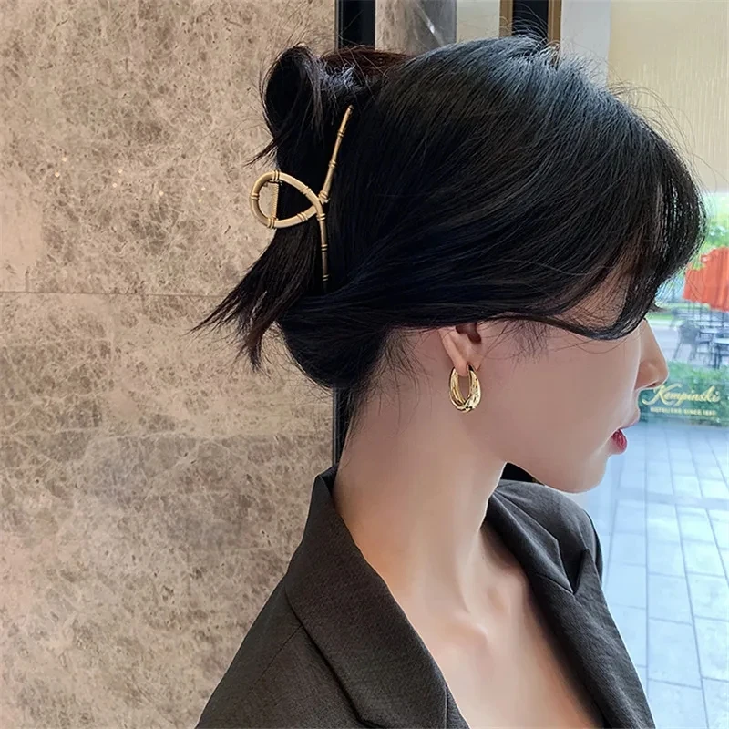 2024 Classic Copper Alloy Smooth Metal Hoop Earrings – Korean Fashion for Daily Wear - Image 2