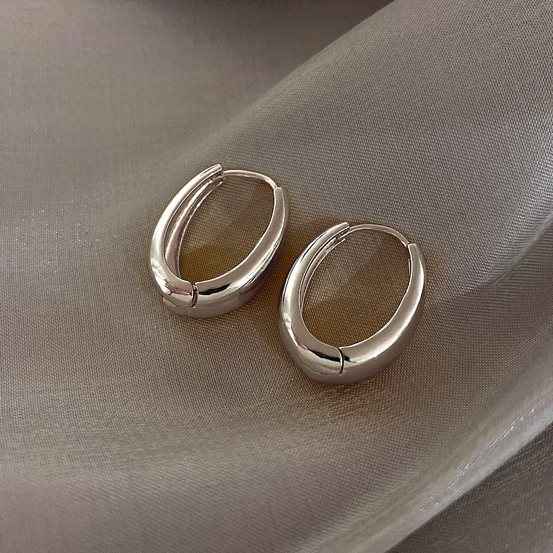 2024 Classic Copper Alloy Smooth Metal Hoop Earrings – Korean Fashion for Daily Wear - Image 7