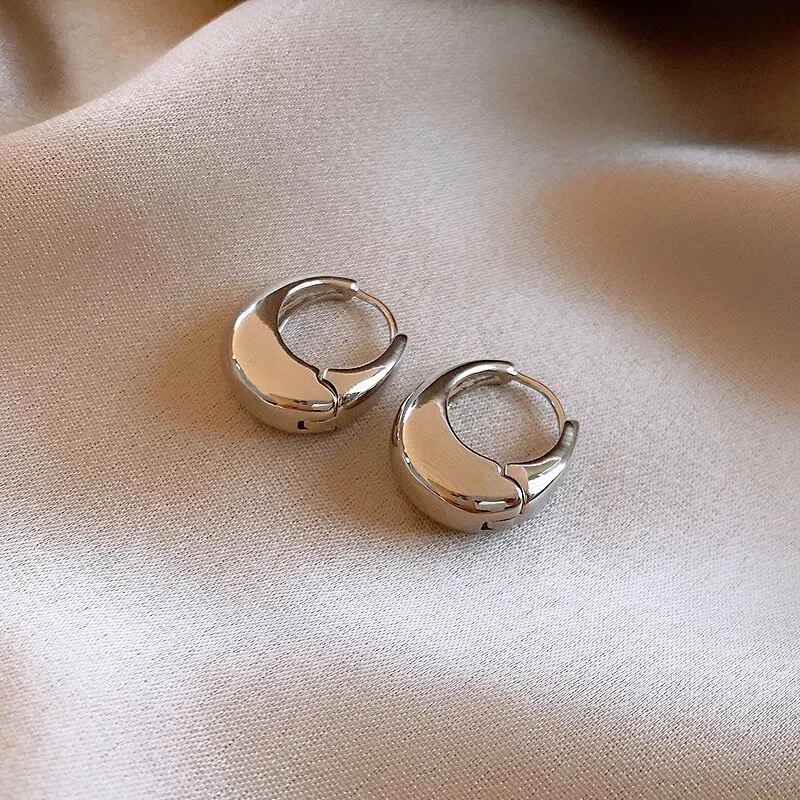 Punk U-Shape Oval Hoop Earrings – Minimalist Geometric Daily Wear Jewelry - Image 7
