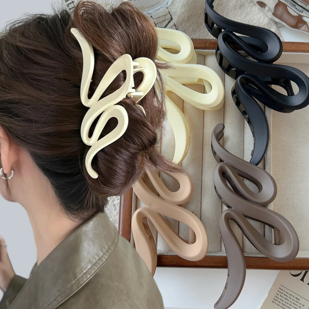 13cm Matte Acrylic Wave Hair Claw – Frosted Solid Color Clip - Image 3