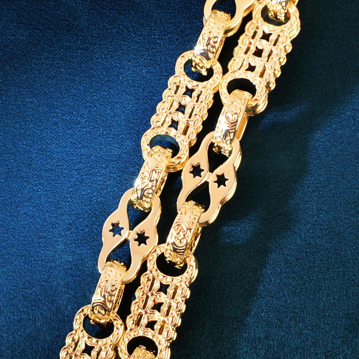 10mm 18K Gold Plated Cuban Link Chain Necklace for Men - Image 4