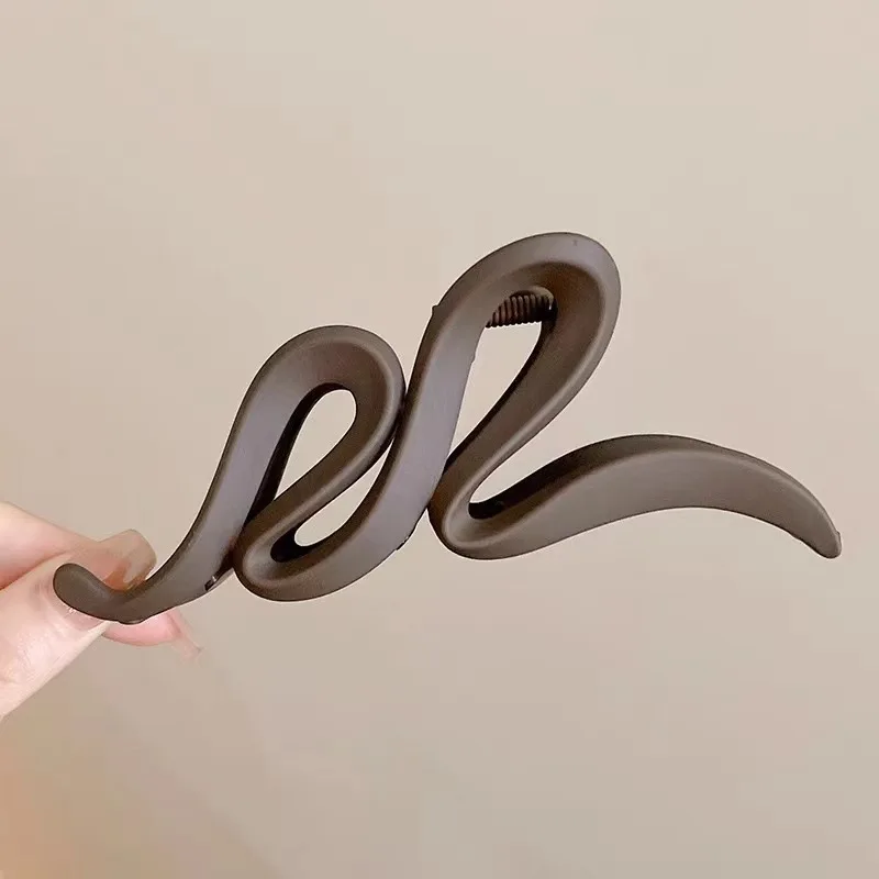 13cm Matte Acrylic Wave Hair Claw – Frosted Solid Color Clip - Image 8