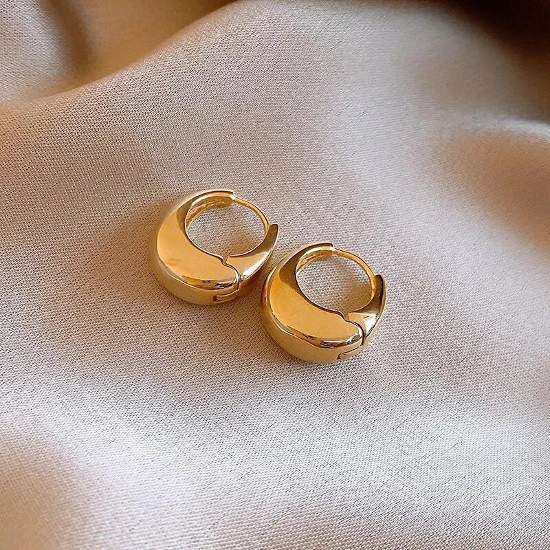Punk U-Shape Oval Hoop Earrings – Minimalist Geometric Daily Wear Jewelry - Image 8