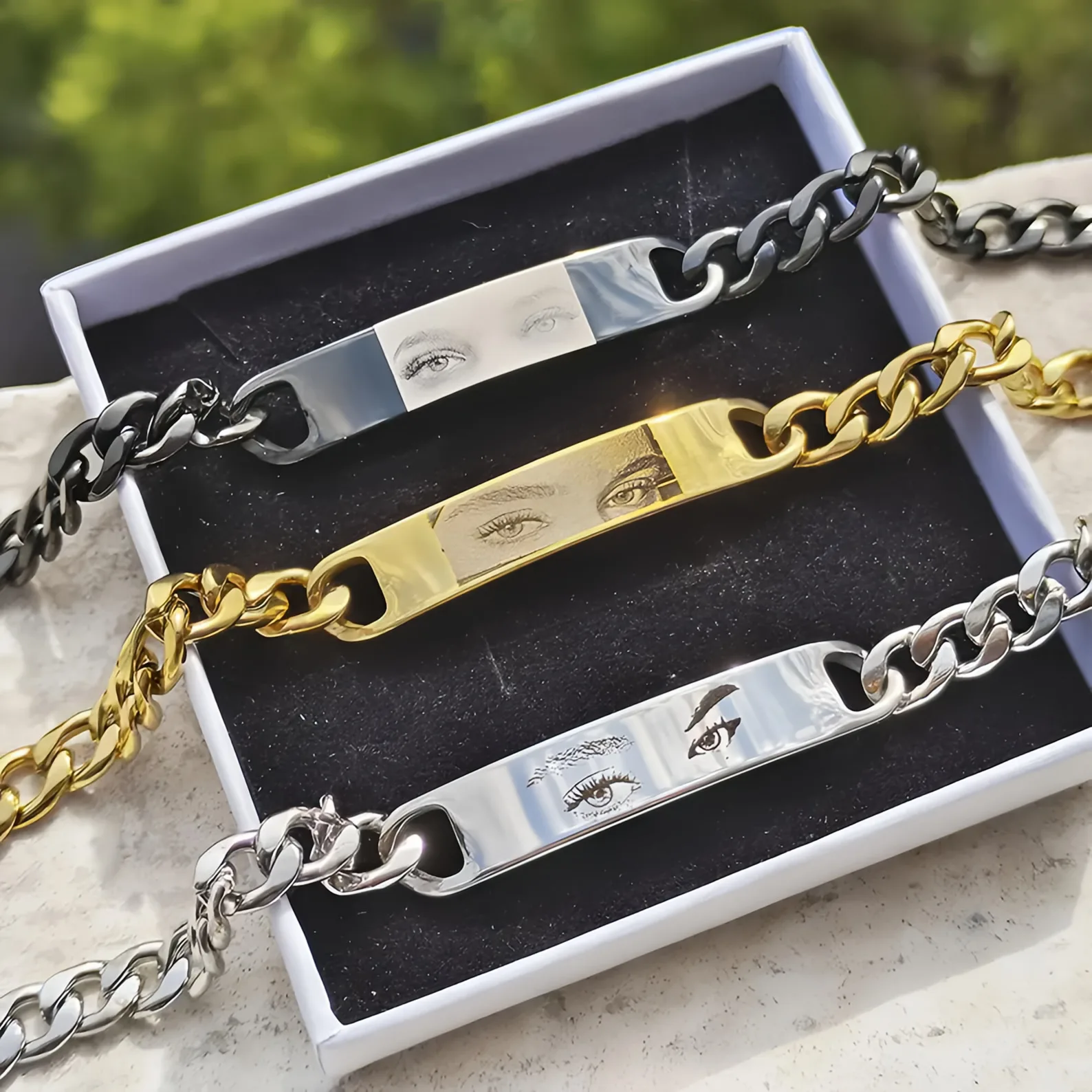Custom Engraved Eye Photo Bracelet – Stainless Steel Personalized Jewelry for Couples