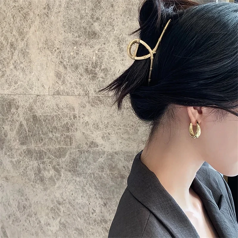 2024 Classic Copper Alloy Smooth Metal Hoop Earrings – Korean Fashion for Daily Wear - Image 3