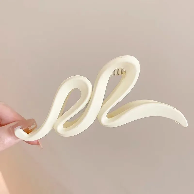 13cm Matte Acrylic Wave Hair Claw – Frosted Solid Color Clip - Image 10