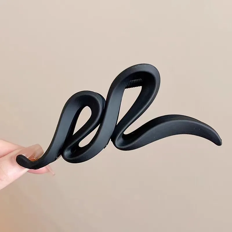 13cm Matte Acrylic Wave Hair Claw – Frosted Solid Color Clip - Image 9