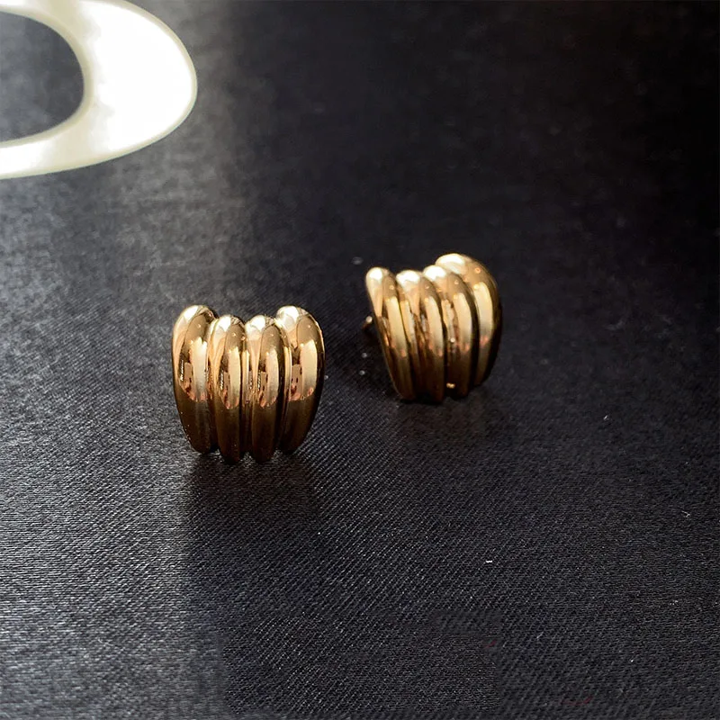 Punk U-Shape Oval Hoop Earrings – Minimalist Geometric Daily Wear Jewelry - Image 9